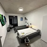 Luxurioeses Direkt Am Kanal 125 M² - Youpartments Apartamento Munique
