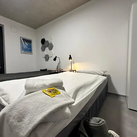 Luxurioeses Direkt Am Kanal 125 M² - Youpartments *