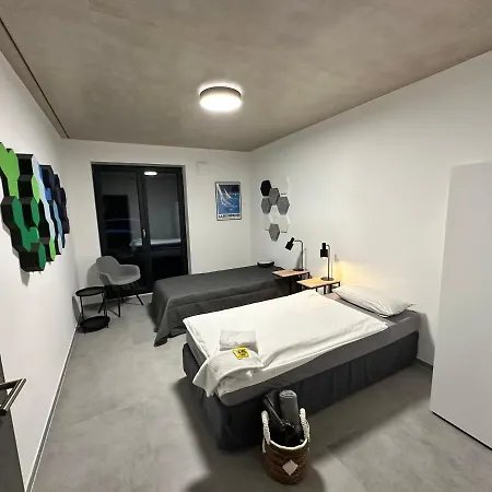 Luxurioeses Direkt Am Kanal 125 M² - Youpartments Apartamento Munique