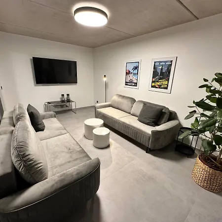 Luxurioeses Direkt Am Kanal 125 M² - Youpartments