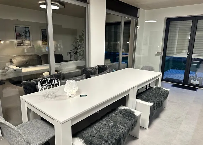 Luxurioeses Direkt Am Kanal 125 M² - Youpartments * Munster (North Rhine-Westphalia)